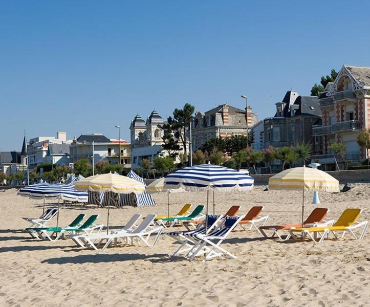 Royan - Appartement Vue Mer - Proximite Plage Et Parking Privatif Exterior photo